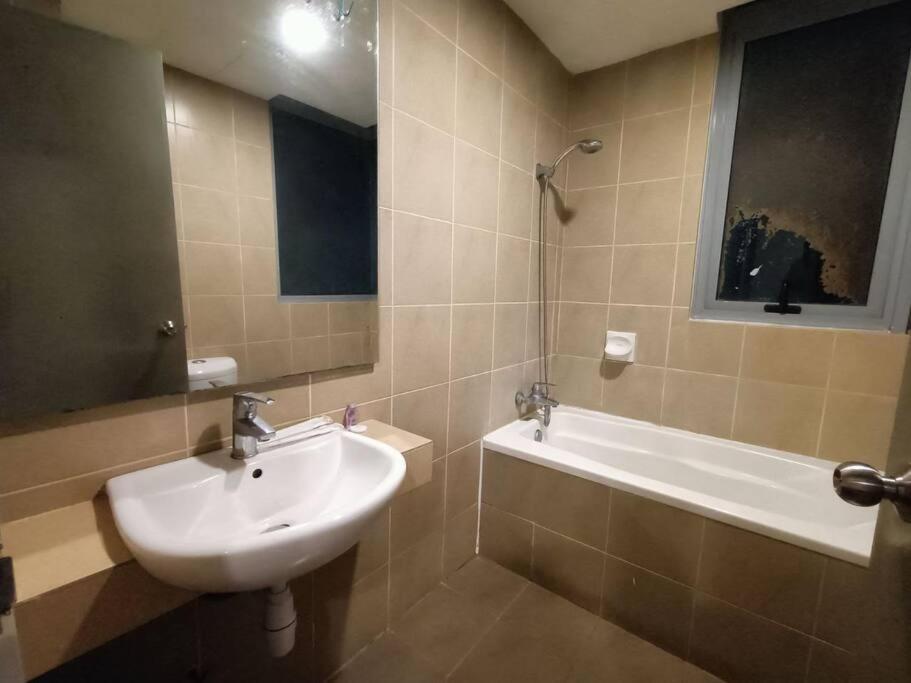 Taragon Service Apartment Kuala Lumpur Eksteriør bilde